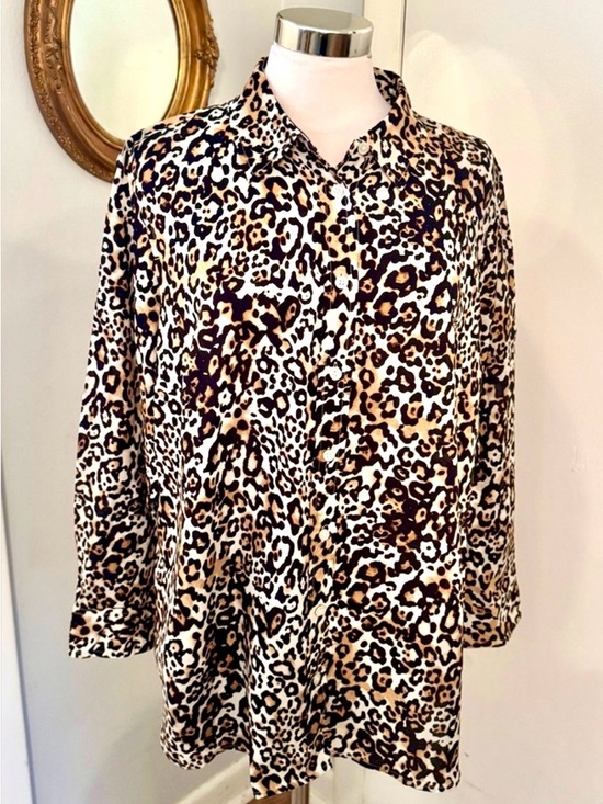 Talbots plus Tops - Talbots 3X Leopard Print Button-Up Shirt Casual Animal print Women’s